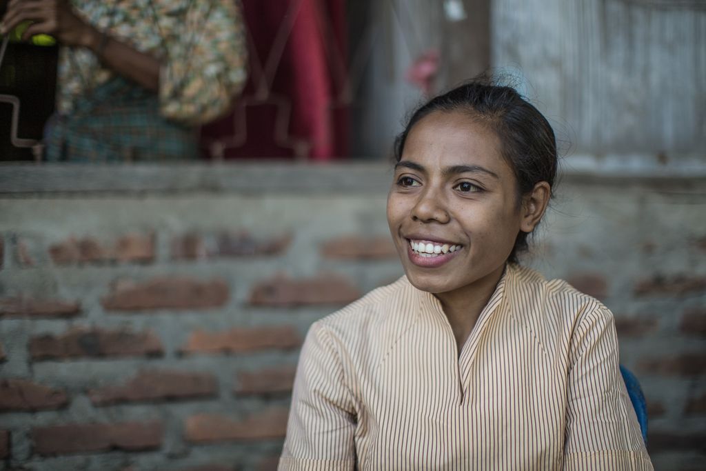 Spreading Life Changing Technologies Through a Women's Economic Empowerment Program